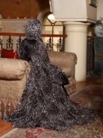 ⁦عباية تايجر | إطلالة جريئة بلمسة فاخرة⁩ - الصورة ⁦8⁩
